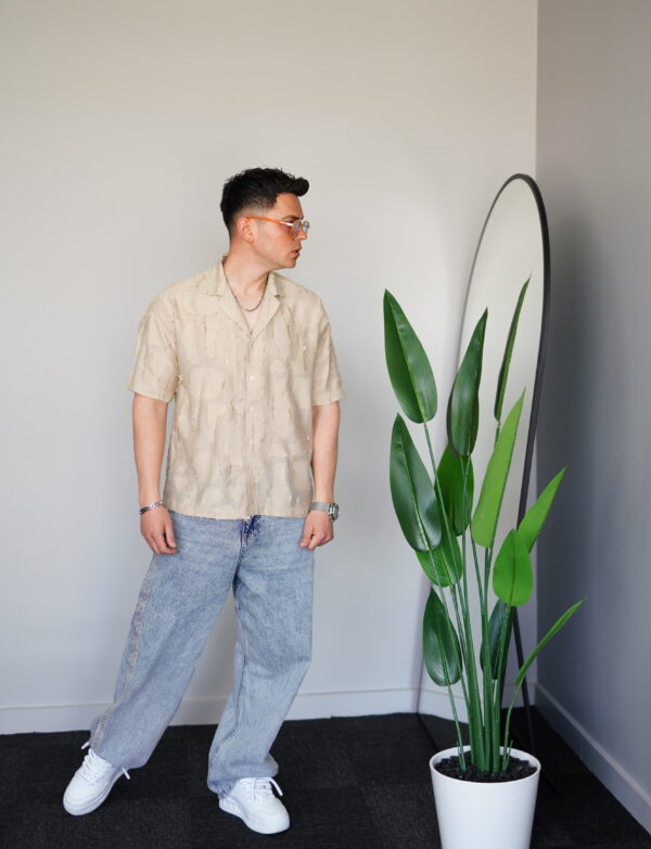 Bej Saçaklı Kısa Kollu Gömlek