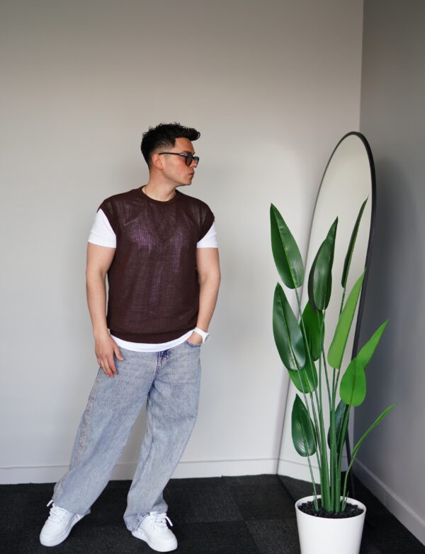 Kahverengi Süveter Sıfır Kol