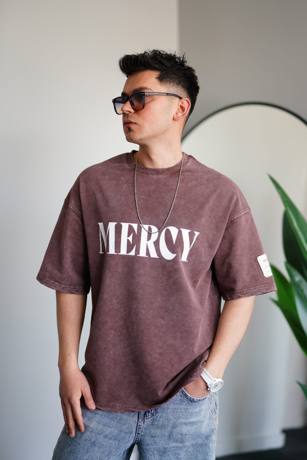 Oversize Kahverengi Yıkamalı Mercy baskılı Tşört - Görsel 2