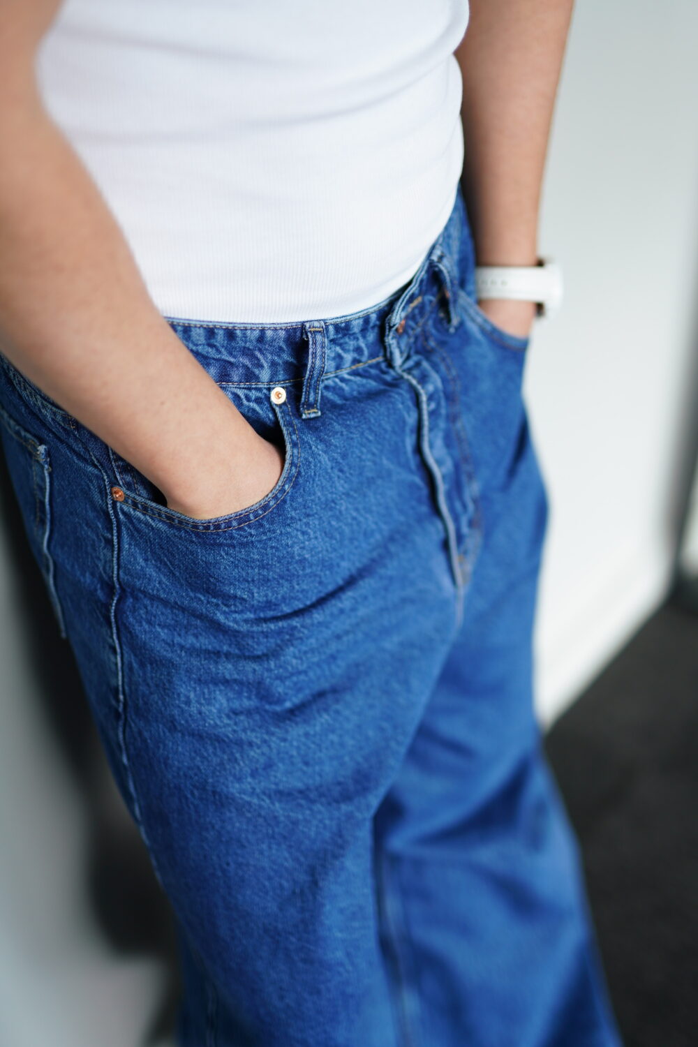 Baggy Koyu Mavi Bol Kalıp Kot Pantolon - Görsel 3